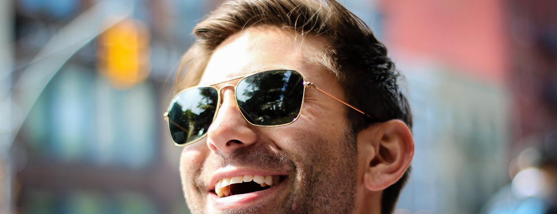 Occhiali Alla Moda -Occhiali Alla Moda happy 1836445 1920